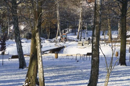 Park przy Gdańskiej - staw i wodny plac zabaw